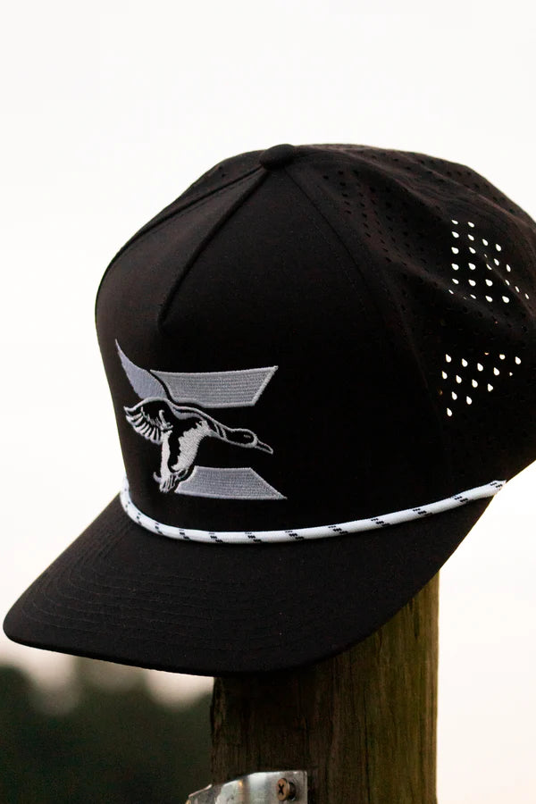 East Coast Waterfowl 2.0 Logo Embroidered Hat (E White) - SQ4678