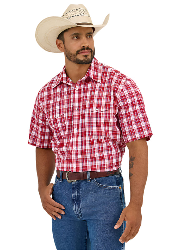 Wrangler Mens Candy Apple Wrinkle Resist Short Sleeve Plaid Button Up-112365854