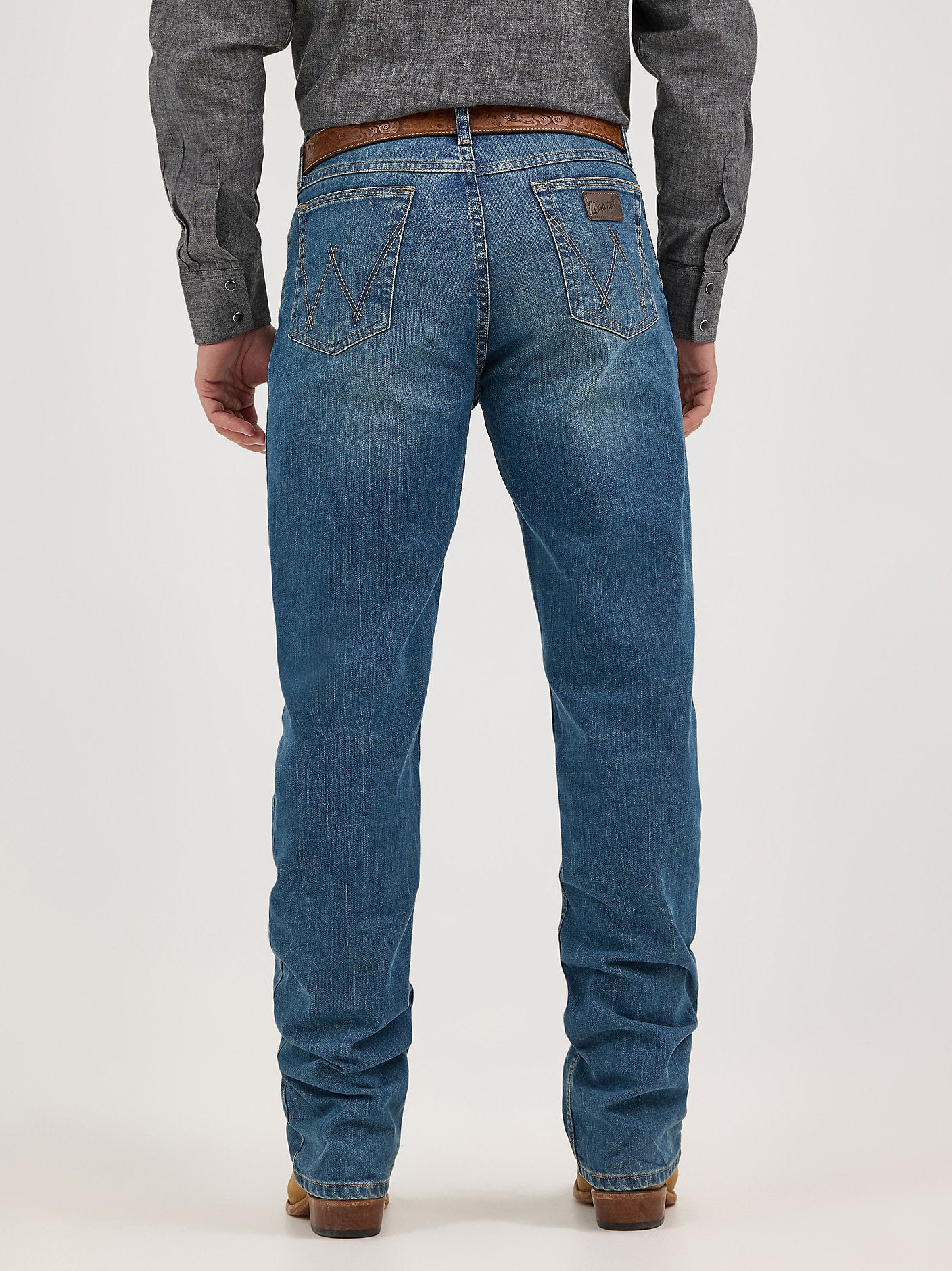 Wrangler Mens Cody Johnson 20X Comfort 01 Competition Relaxed Fit Jean Blue Stone- 112369005