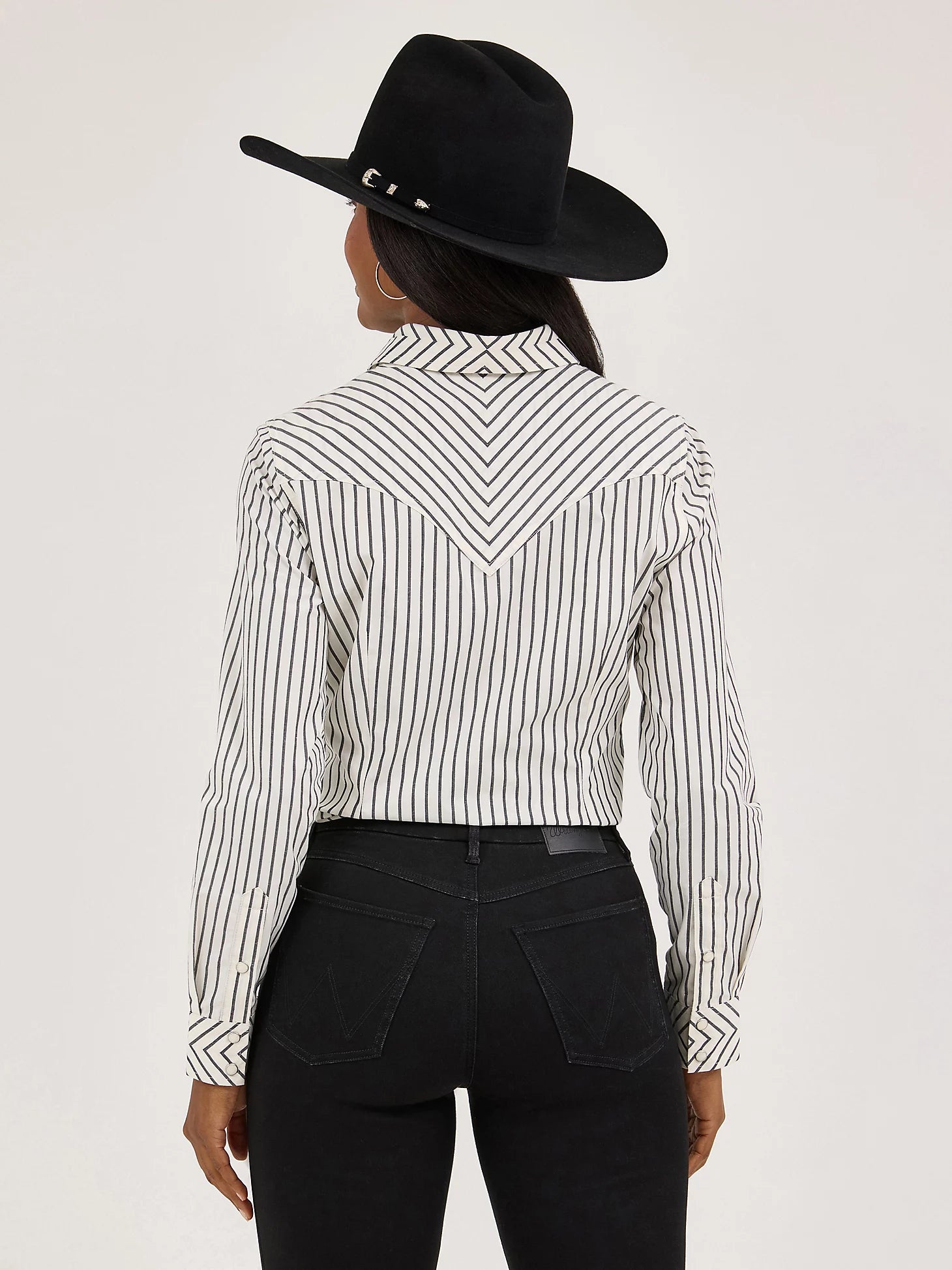 Wrangler Ladies Retro Stripe Slim Western Snap Shirt - 112371710
