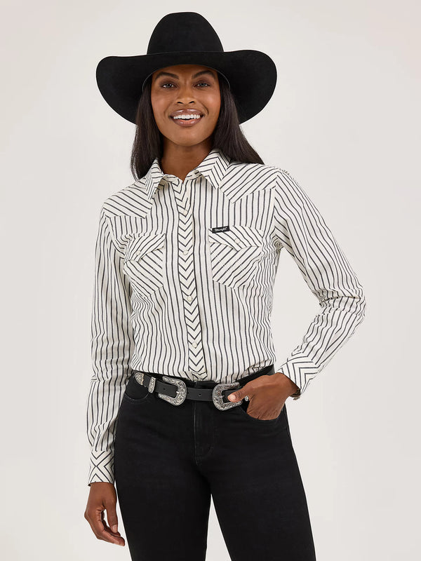 Wrangler Ladies Retro Stripe Slim Western Snap Shirt - 112371710