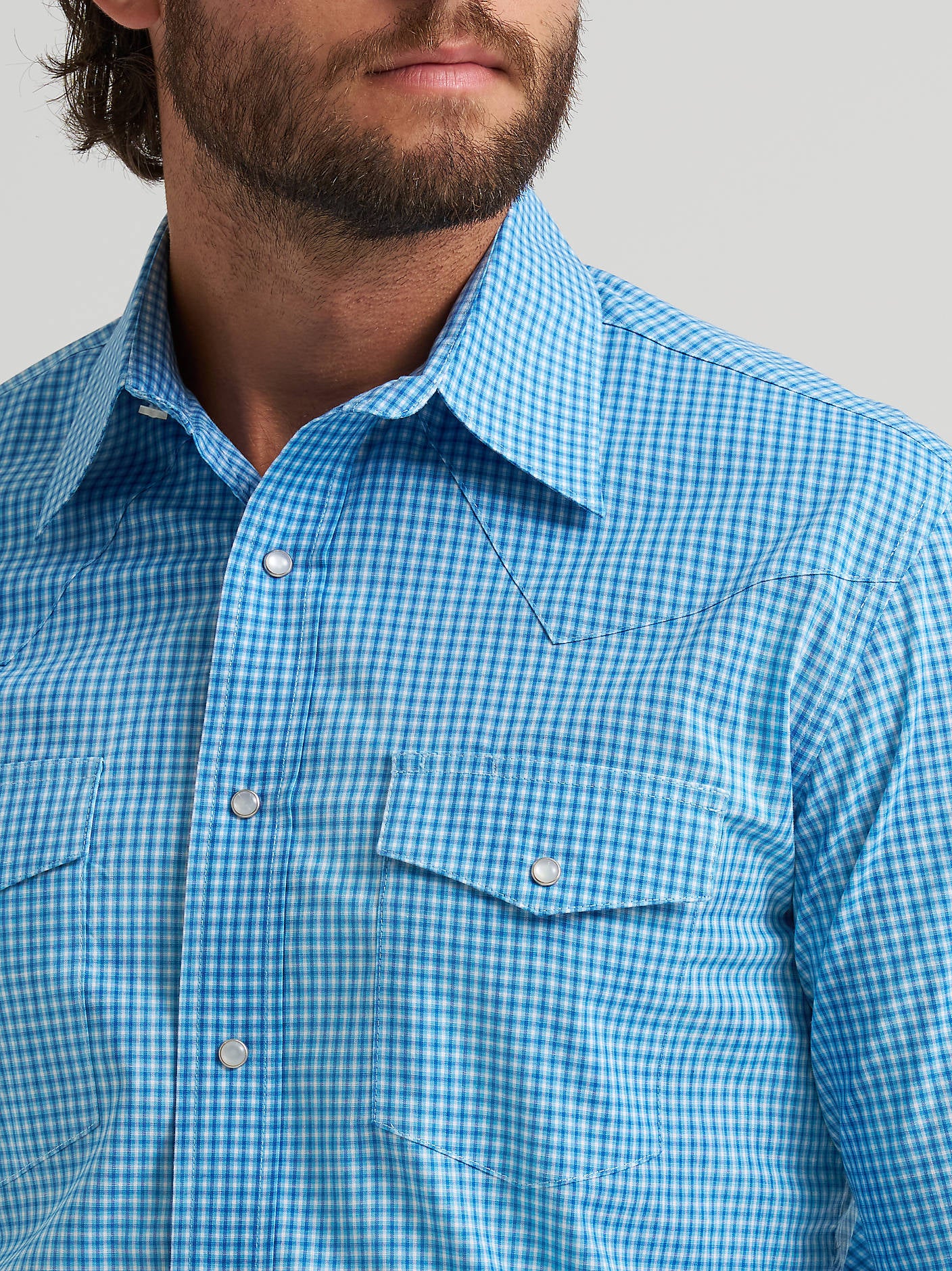 Wrangler Men's Wrinkle Resistant Blue Bold Plaid Shirt-112379032