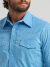 Wrangler Men's Wrinkle Resistant Blue Bold Plaid Shirt-112379032