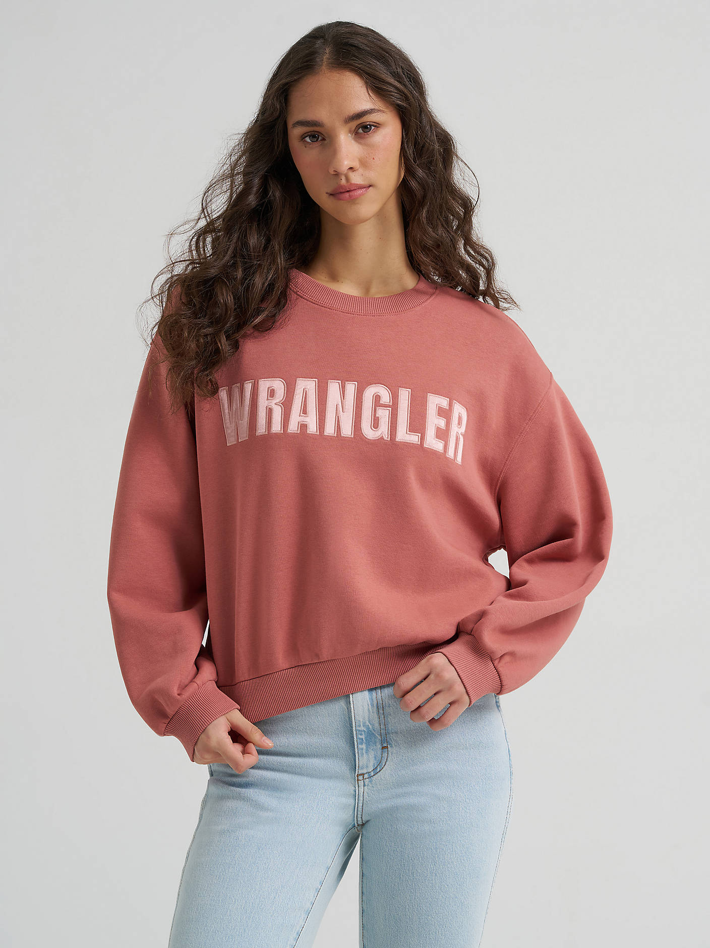 Wrangler Ladies Logo Canyon Crew Pullover Rose 112380254