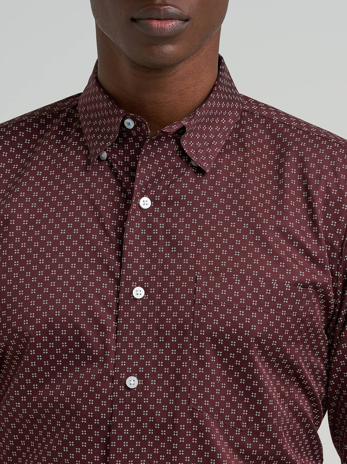 Wrangler Men's Cody Johnson One Pocket Button Down Wine 112381552