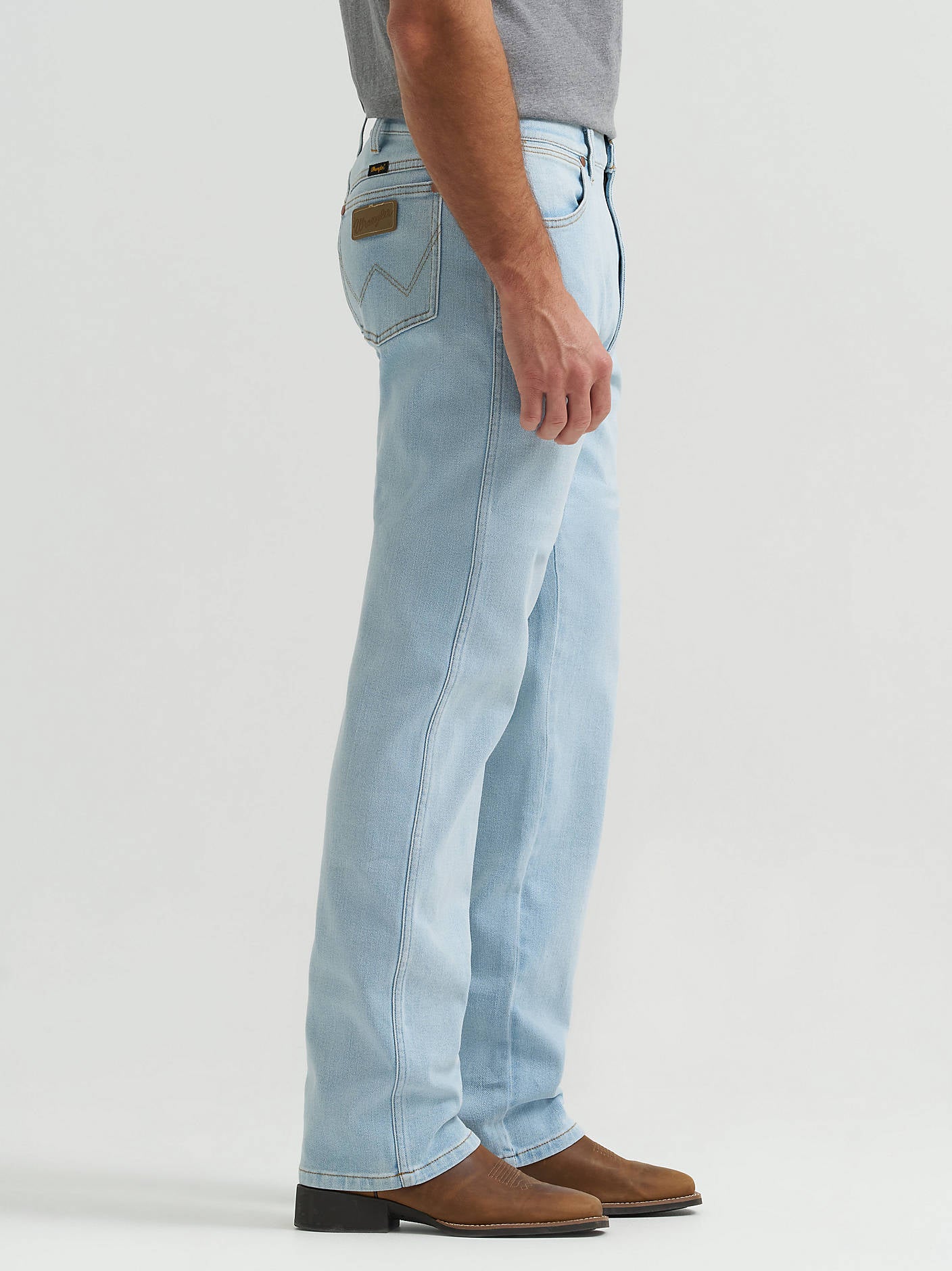 Wrangler Men's Toughlite Cowboy Cut Original Fit Jean Light Wash 112381783