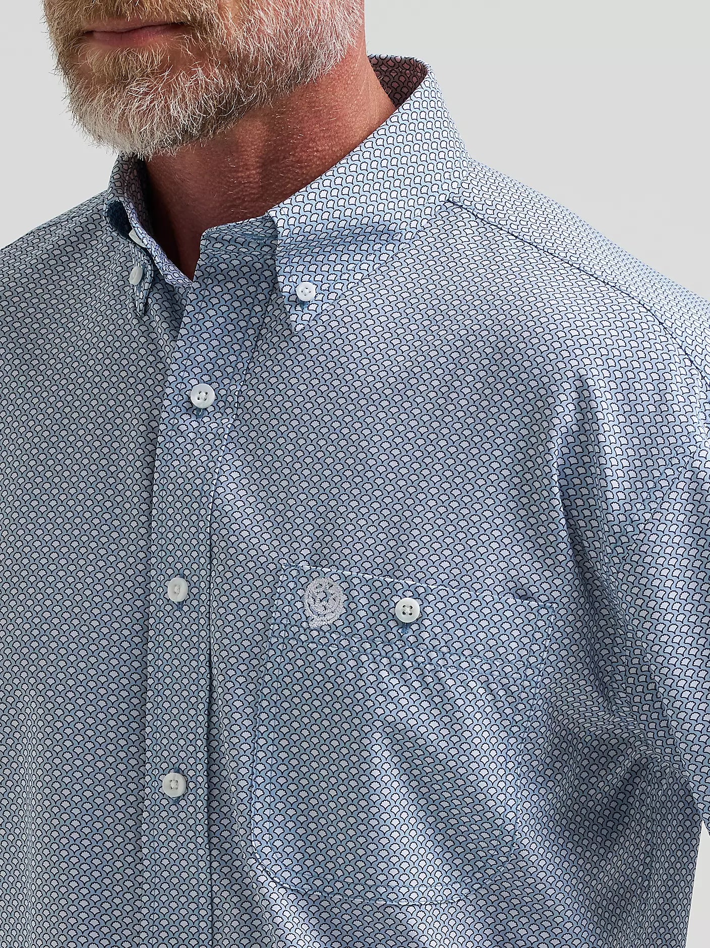 Wrangler® Men's George Strait™ Performance Button Down Shirt -112381964