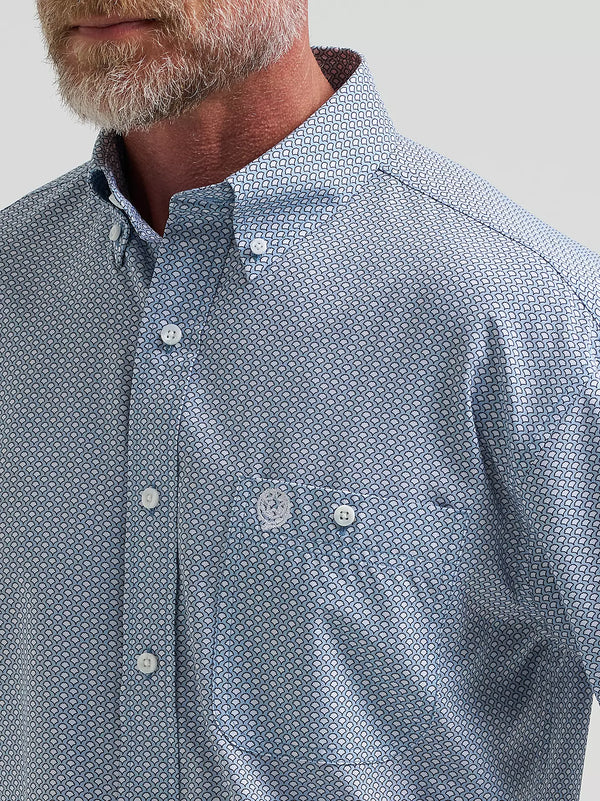 Wrangler® Men's George Strait™ Performance Button Down Shirt -112381964