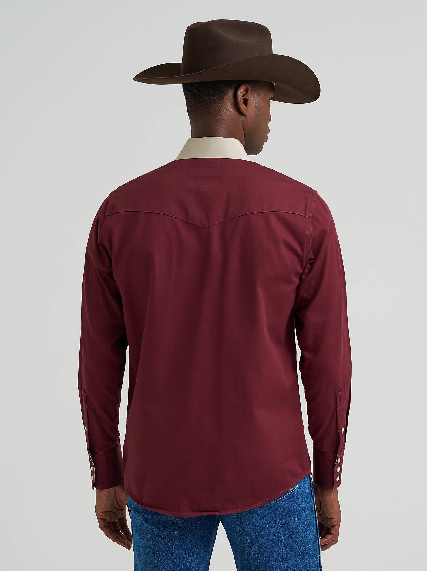 Wrangler Men's Vintage Inspired Contrast Band Western Snap Shirt 112382000
