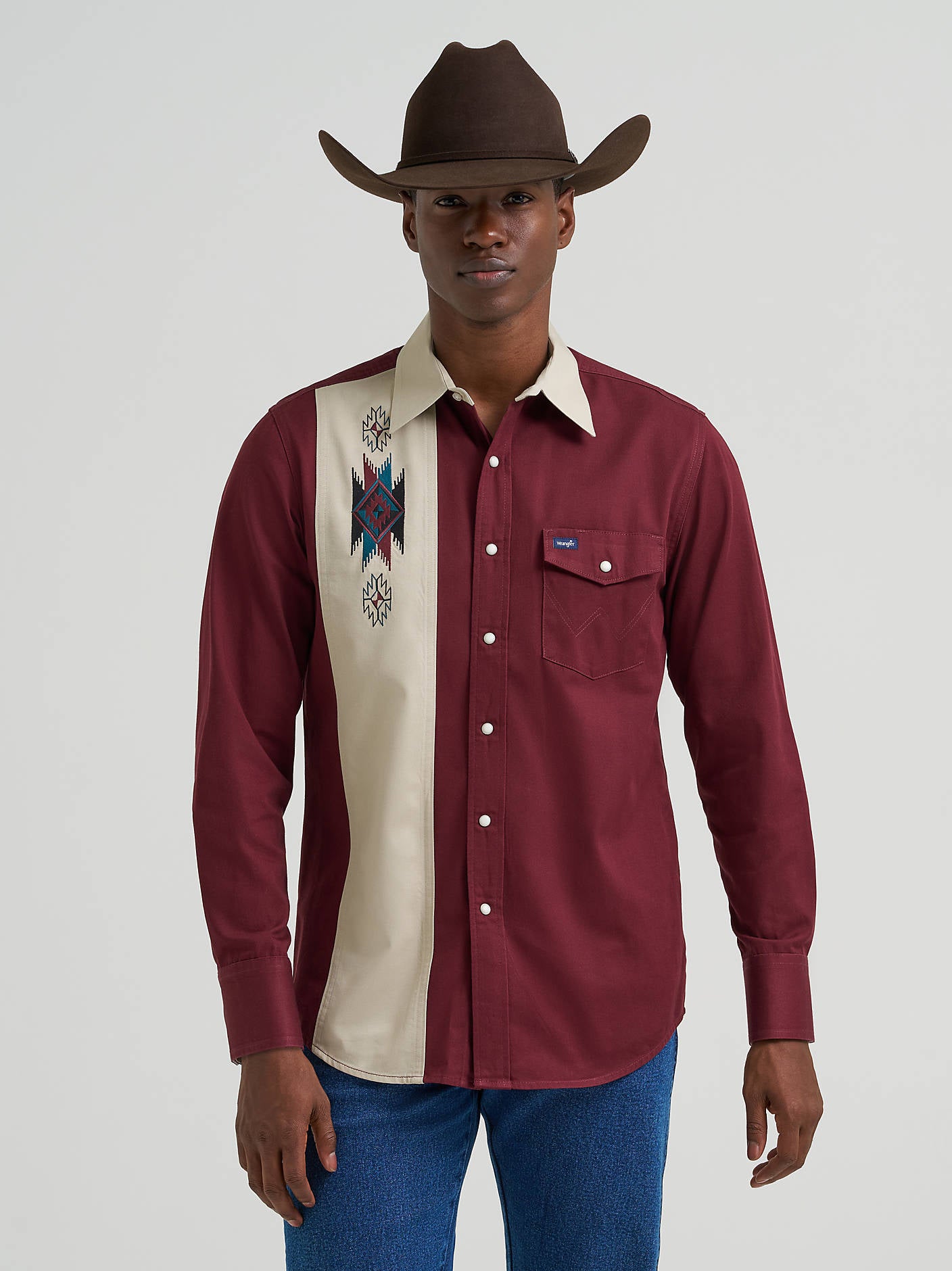 Wrangler Men's Vintage Inspired Contrast Band Western Snap Shirt 112382000