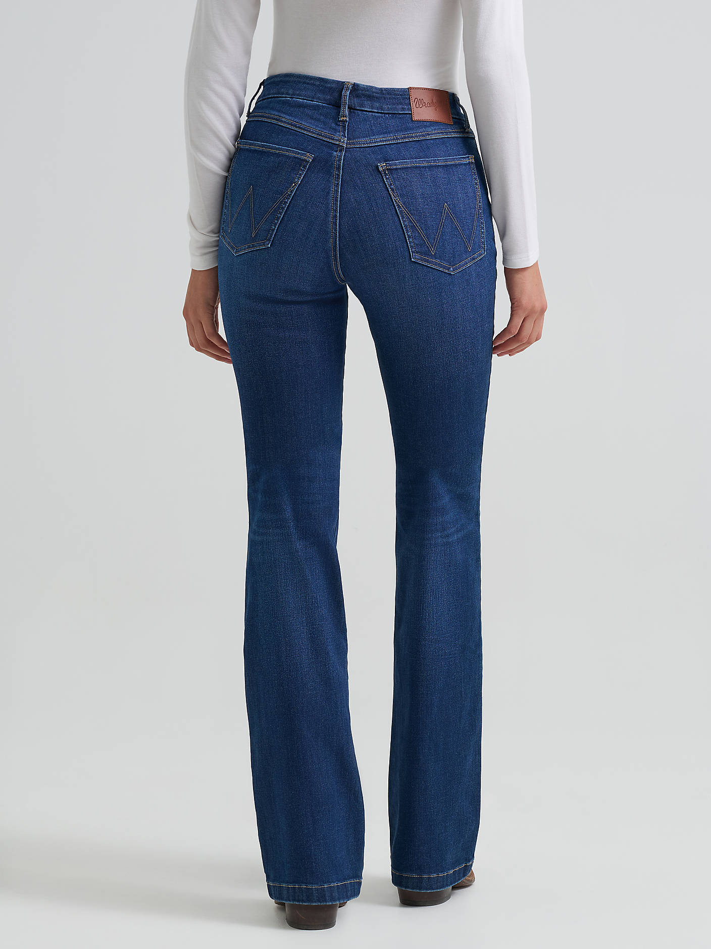 Wrangler Ladies Bespoke High Rise Bootcut Jean - 112382691