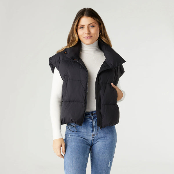 Ladies Coco & Carmen Jana Chunky Down Vest with Cinched Bottom - 2439086