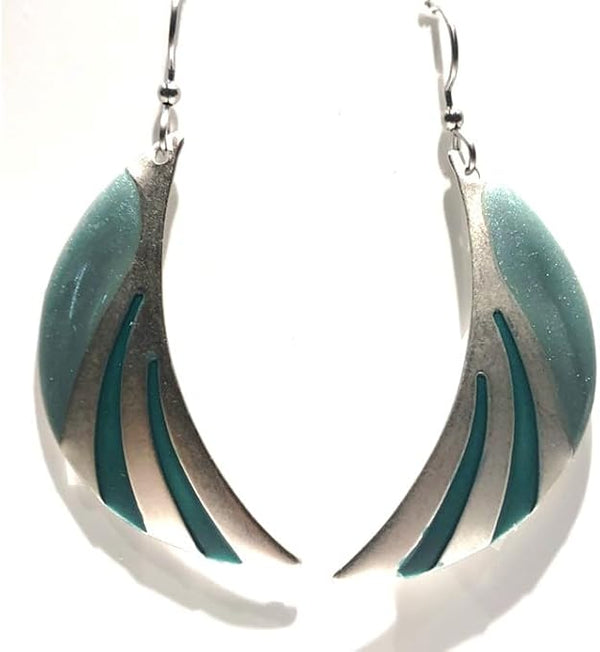 Silver Forest Quarter Moon Shape with Green Stripes Pierced Earrings - NE-2088