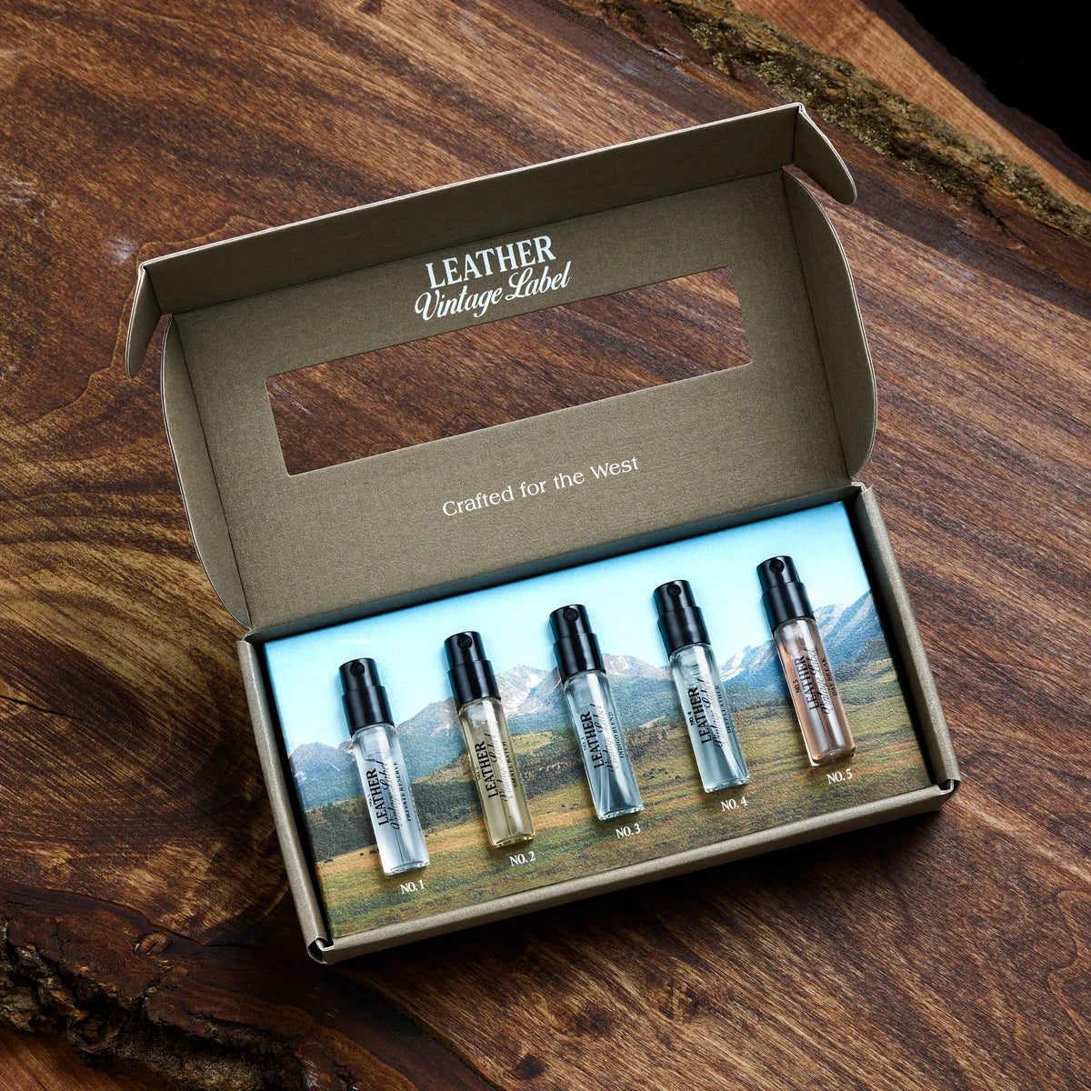 Tru Fragrance Leather Vintage Label Discovery Holiday Set 99035