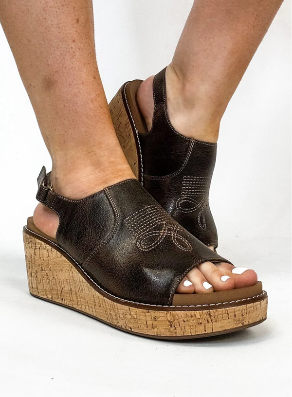 Corky Most Wanted Wedge - Espresso Crinkle - 41-0632-ECRK-Q