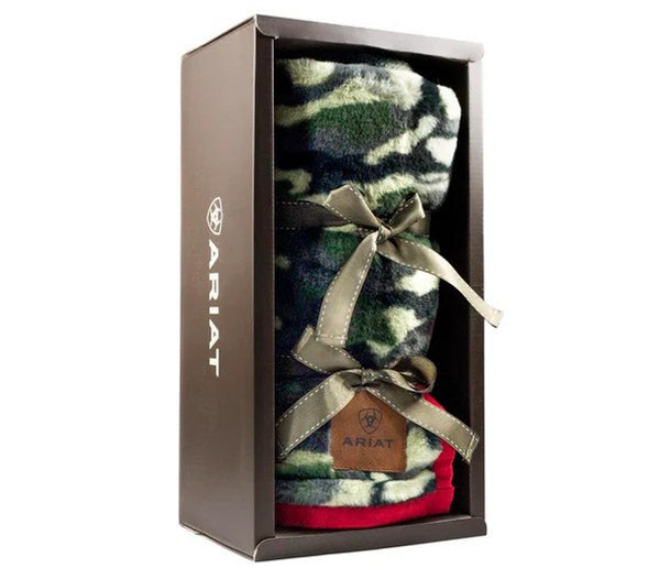Ariat Snuggle Throw Blanket - Camo - 50” x 60” - AR3874-300