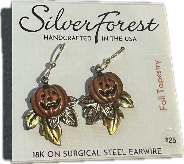 Silver Forest Jack-O-Lantern on Leaf - NE-1710F