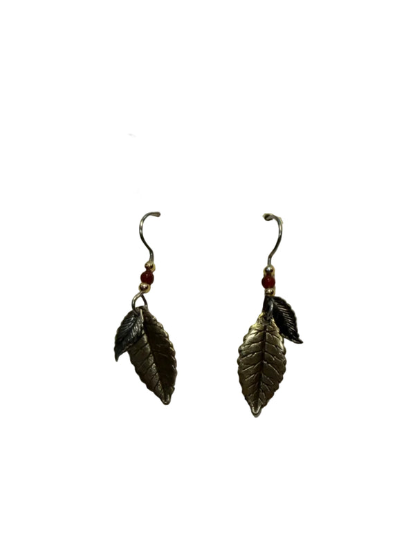 Silver Forest Earring Dainty Layered Leaves NE-2538