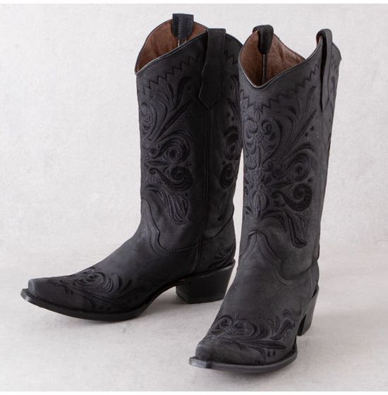 Corral Ladies All Black Filigree Snip Toe Boot-L5433