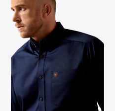 Ariat Men's Solid Twill Classic Fit Shirt Navy 10079252