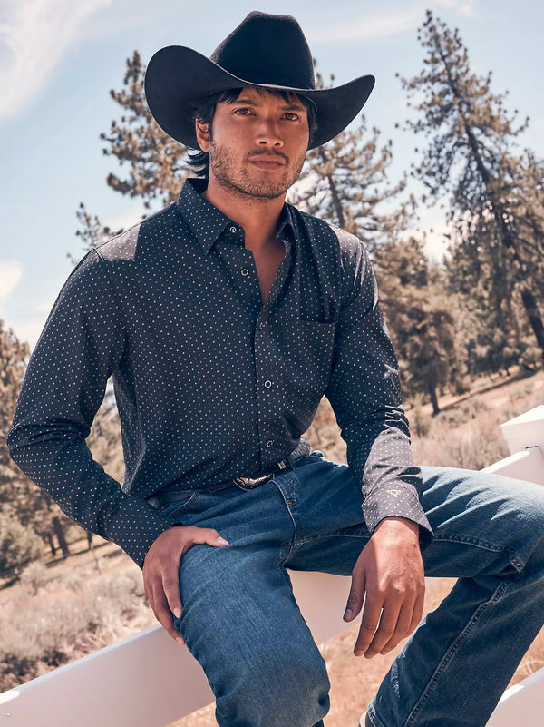 Wrangler Men's Cody Johnson Performance Button Down Shirt - 112381618