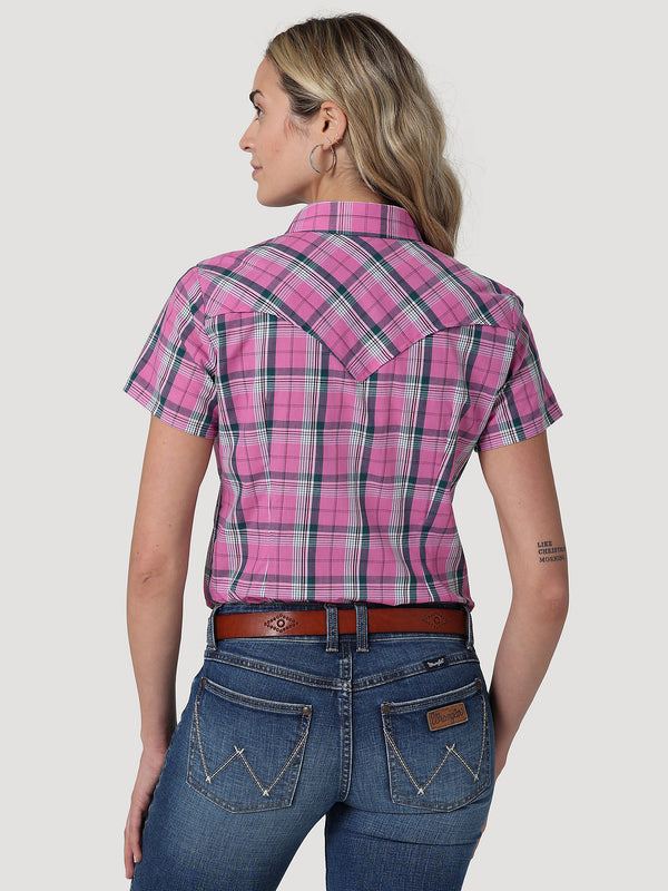 Wrangler Ladies Essential Short Sleeve Plaid Western Snap Shirt Pink 112329353