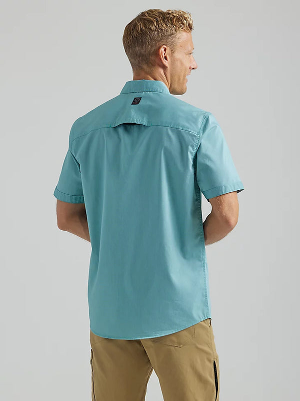 Wrangler Men's ATG Asymmetrical Zip Pocket Shirt Tidewater 112331236
